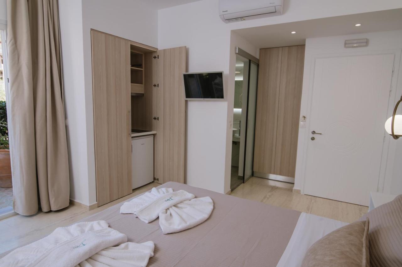 Dora Apartments Agia Pelagia  Exterior photo