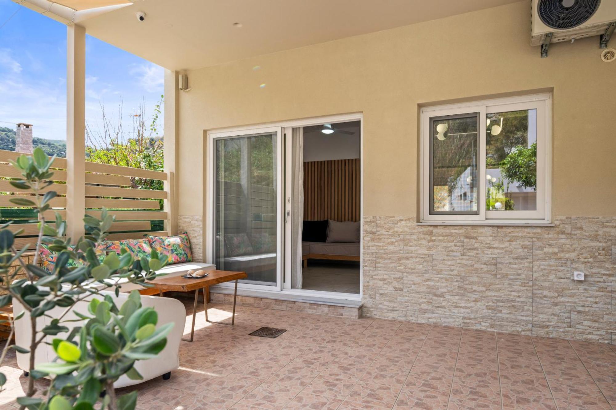 Dora Apartments Agia Pelagia  Exterior photo